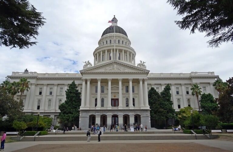 California Lawmakers Pass Budget to Cut 1 Billion from CDCR The